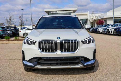 Mineral White Metallic 2026 BMW X1 xDrive28i