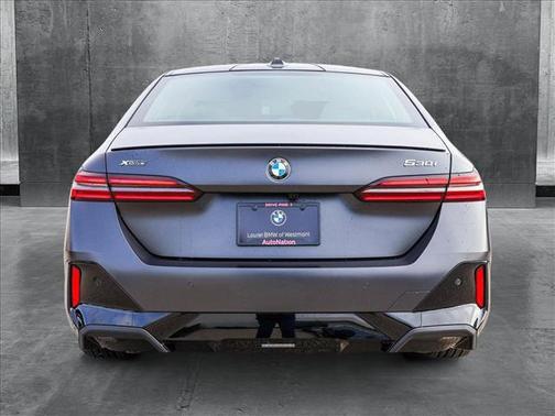 2025 BMW 530 i xDrive