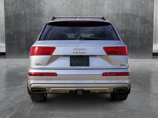 2019 Audi Q7 55 Premium Plus