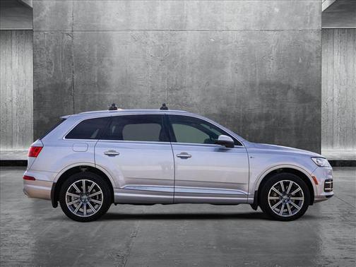 2019 Audi Q7 55 Premium Plus