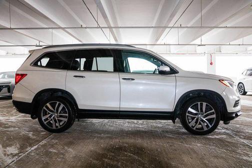 2017 Honda Pilot Elite