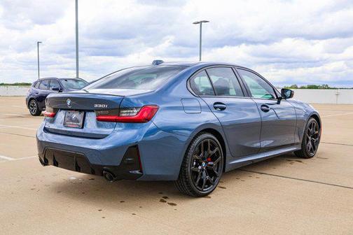 Arctic Race Blue Metallic 2026 BMW 330 xDrive NA