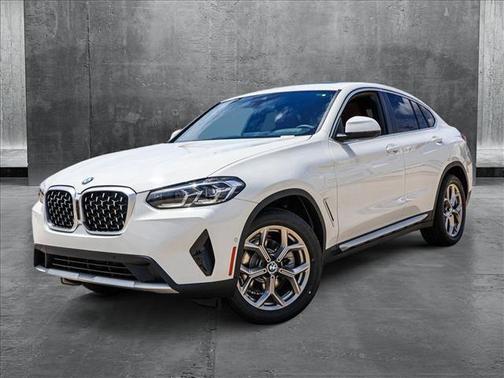 2025 BMW X4 xDrive30i