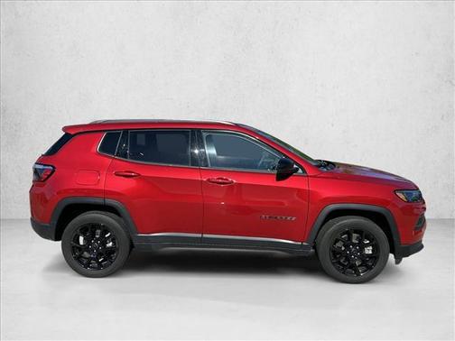 Red Hot Pearlcoat 2025 Jeep Compass Latitude