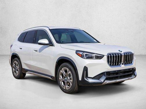 Mineral White Metallic 2026 BMW X1 xDrive28i