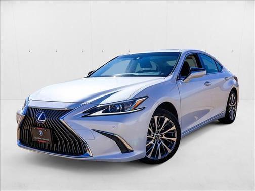 2019 Lexus ES 300h Base