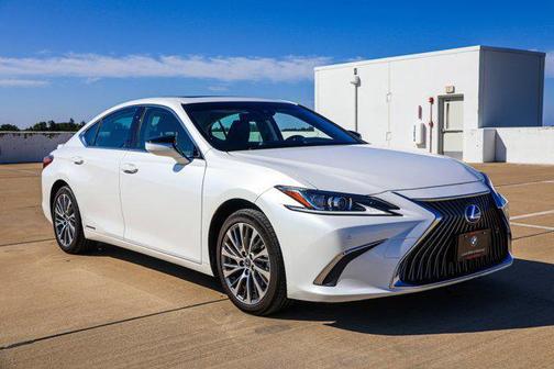 2019 Lexus ES 300h Base