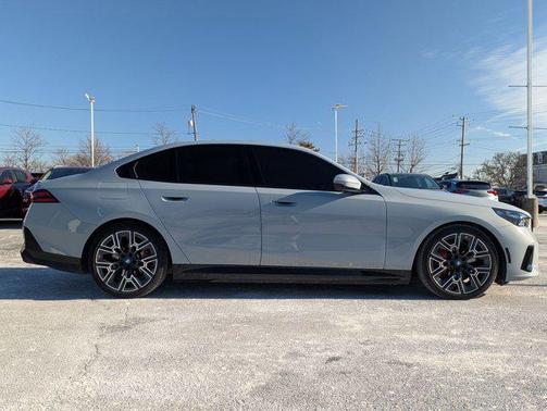 2024 BMW i5 eDrive40