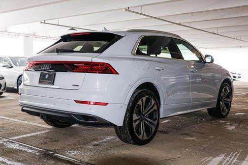 2020 Audi Q8 55 Premium Plus