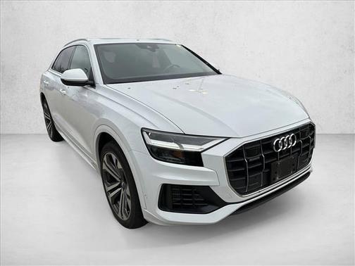 2020 Audi Q8 55 Premium Plus