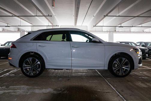 2020 Audi Q8 55 Premium Plus