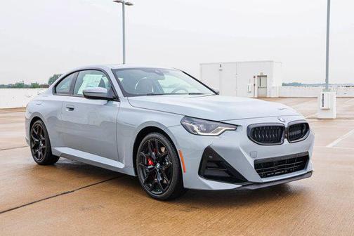2025 BMW 230 i xDrive