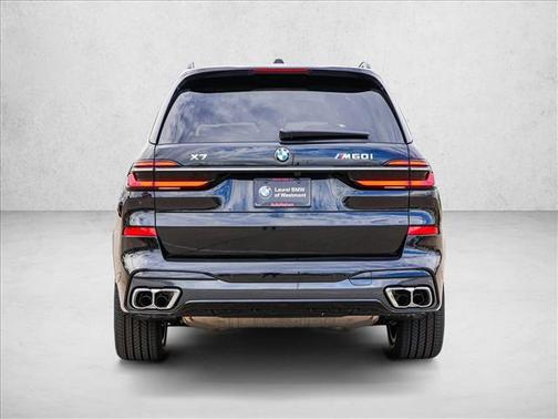 2025 BMW X7 M60i