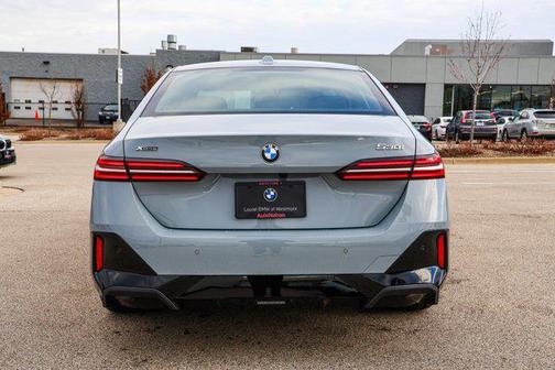 2025 BMW 530 i xDrive