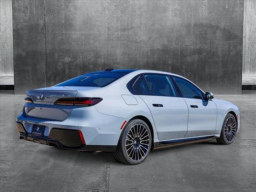 2025 BMW i7 xDrive60