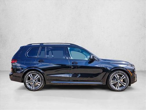 Black Sapphire Metallic 2027 BMW X7 xDrive40i