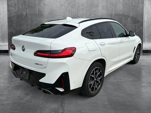 2022 BMW X4 xDrive30i