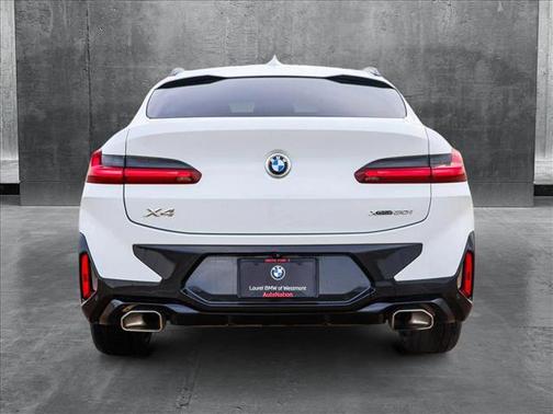 2022 BMW X4 xDrive30i