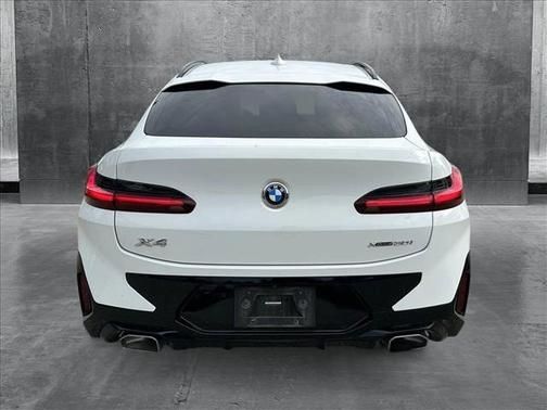 2022 BMW X4 xDrive30i