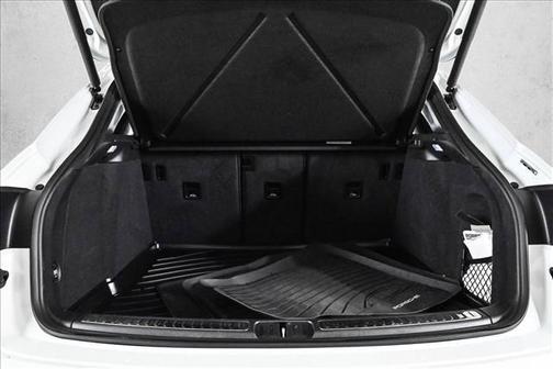 2021 Porsche Macan AWD