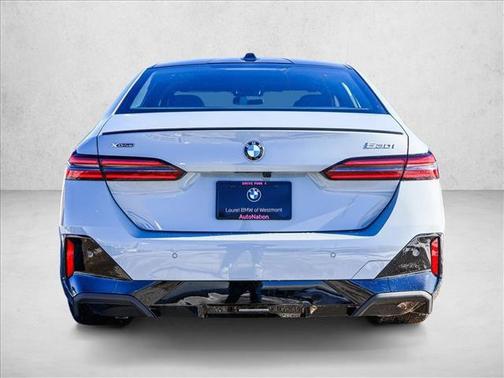 2025 BMW 530 i xDrive