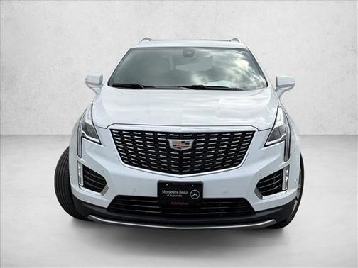 Crystal White Tricoat 2024 Cadillac XT5 Premium Luxury