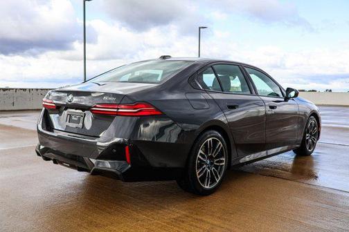 Dark Graphite Metallic 2027 BMW 530 xDrive