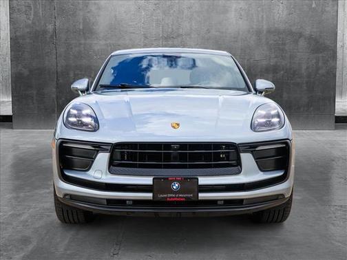 2022 Porsche Macan Base