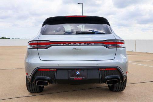 2022 Porsche Macan Base