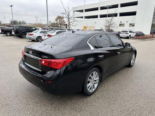 2015 INFINITI Q50 Base