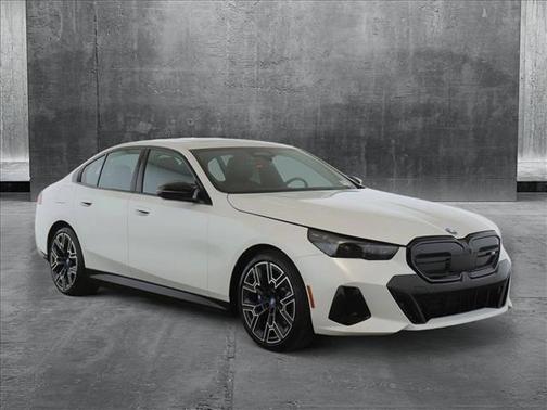 2024 BMW i5 M60