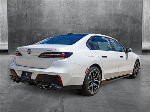 2025 BMW 760 i xDrive