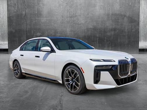 2025 BMW 760 i xDrive