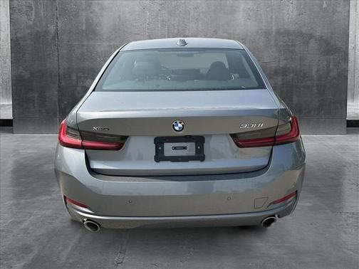 2024 BMW 330 i xDrive