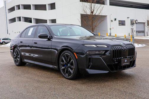 2023 BMW 760 i xDrive