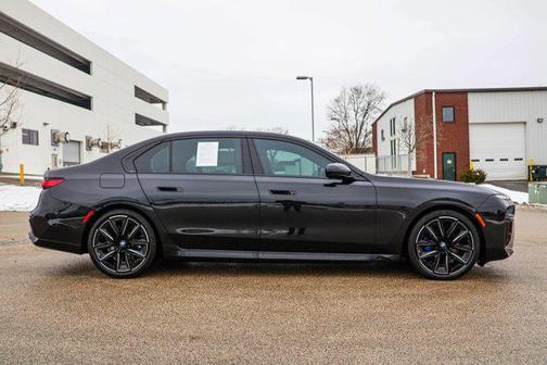 2023 BMW 760 i xDrive