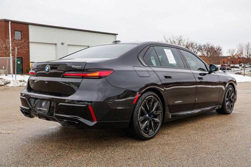 2023 BMW 760 i xDrive