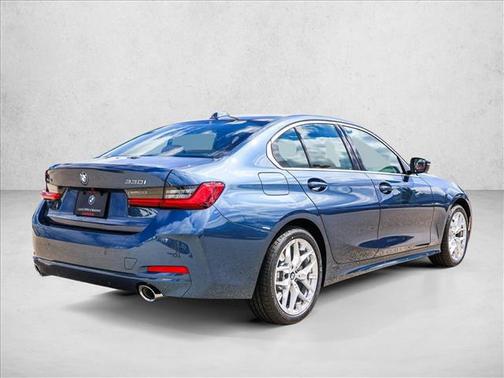 2025 BMW 330 i xDrive