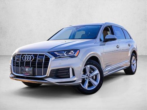 2023 Audi Q7 45 Premium Plus