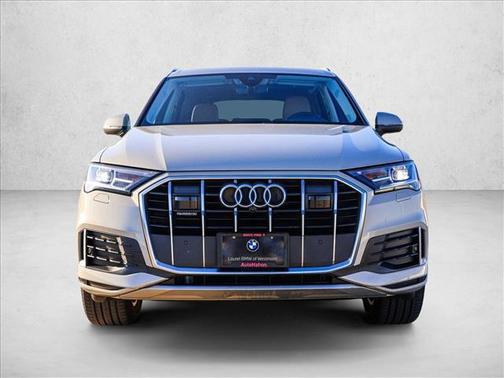2023 Audi Q7 45 Premium Plus