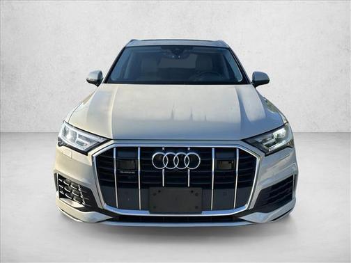 2023 Audi Q7 45 Premium Plus
