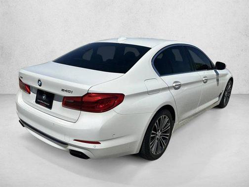 Alpine White 2018 BMW 540 xDrive