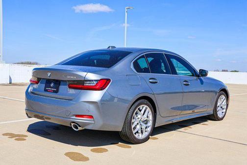 Skyscraper Grey Metallic 2026 BMW 330 xDrive NA