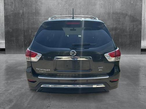 2015 Nissan Pathfinder SL