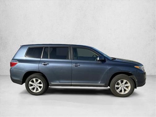 2013 Toyota Highlander SE