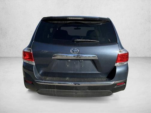 2013 Toyota Highlander SE