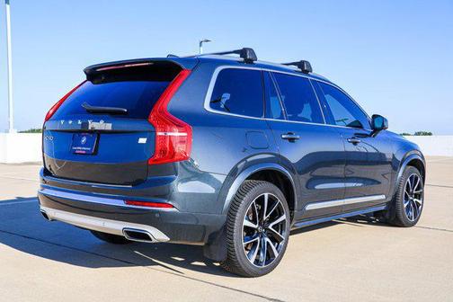 2021 Volvo XC90 Recharge Plug-In Hybrid T8 Inscription Expression 7 Passenger