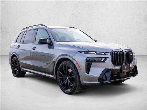2024 BMW X7 M60i