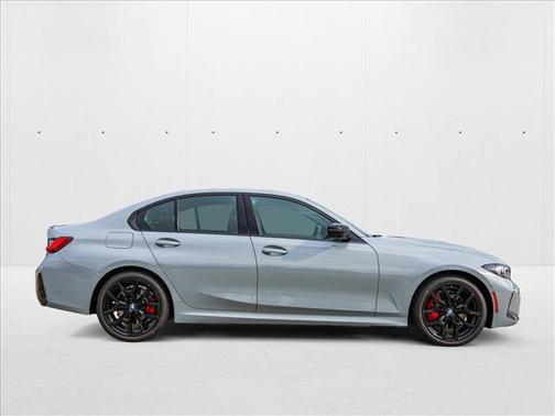 2025 BMW 330 i xDrive