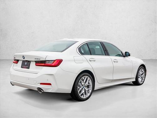 2025 BMW 330 i xDrive